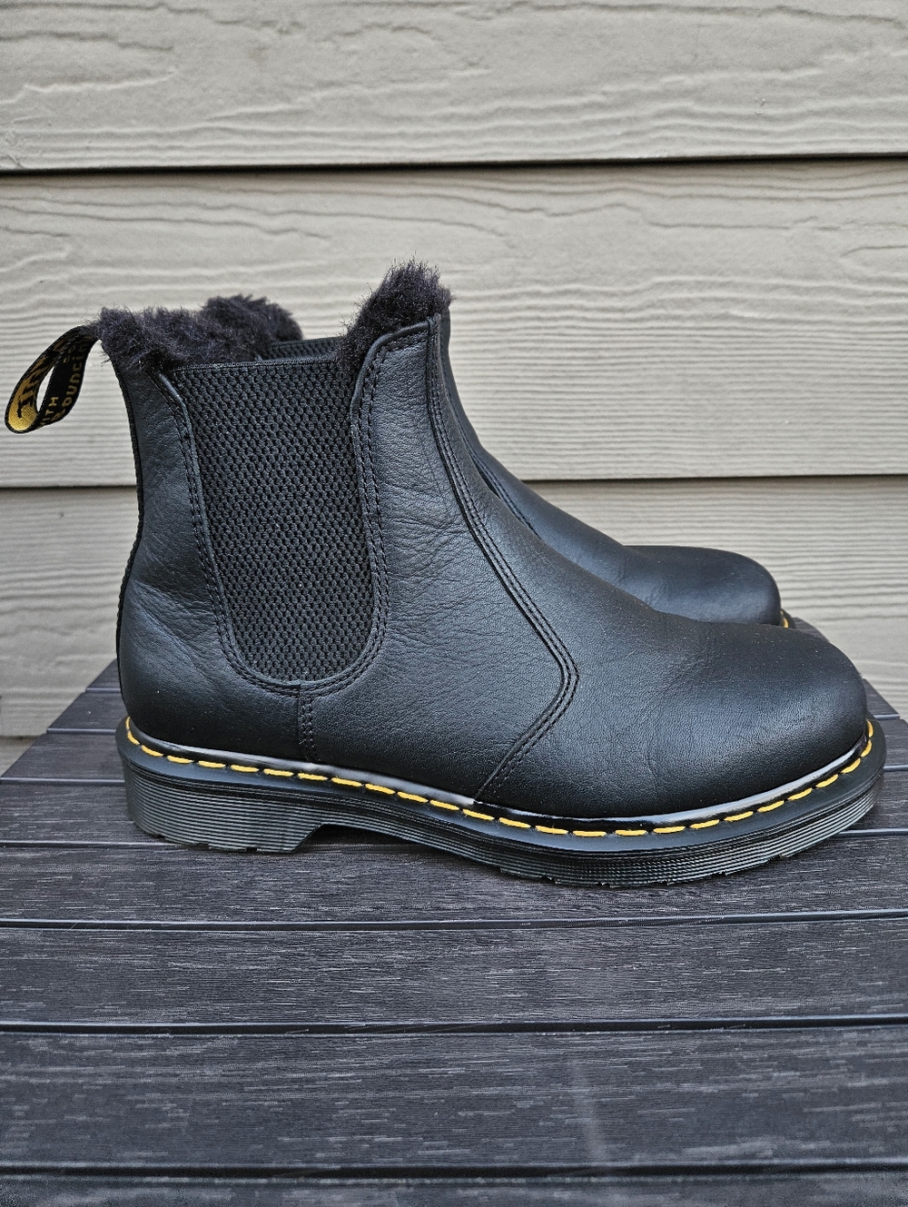 Doc Dr Martens 2976 Leonore Faux Fur Lined Black Leather Chelsea Boots Womens 9
